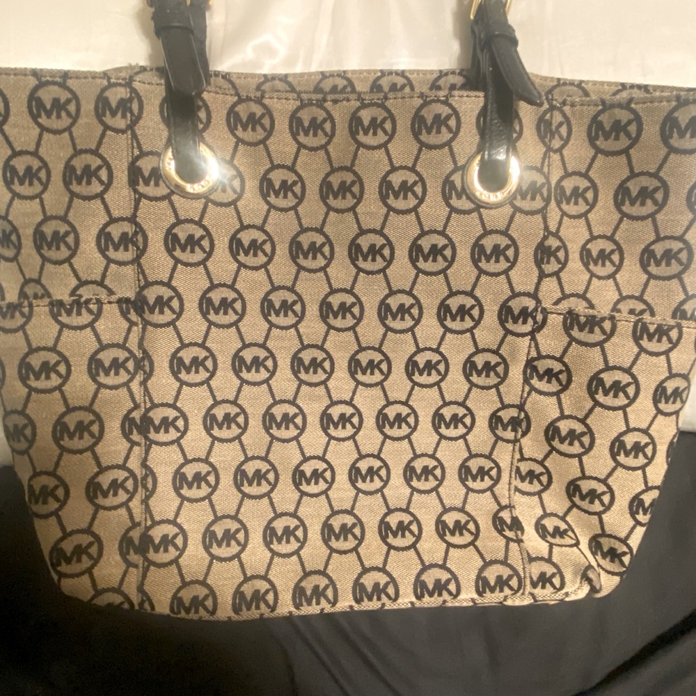 Michael Kors Tote